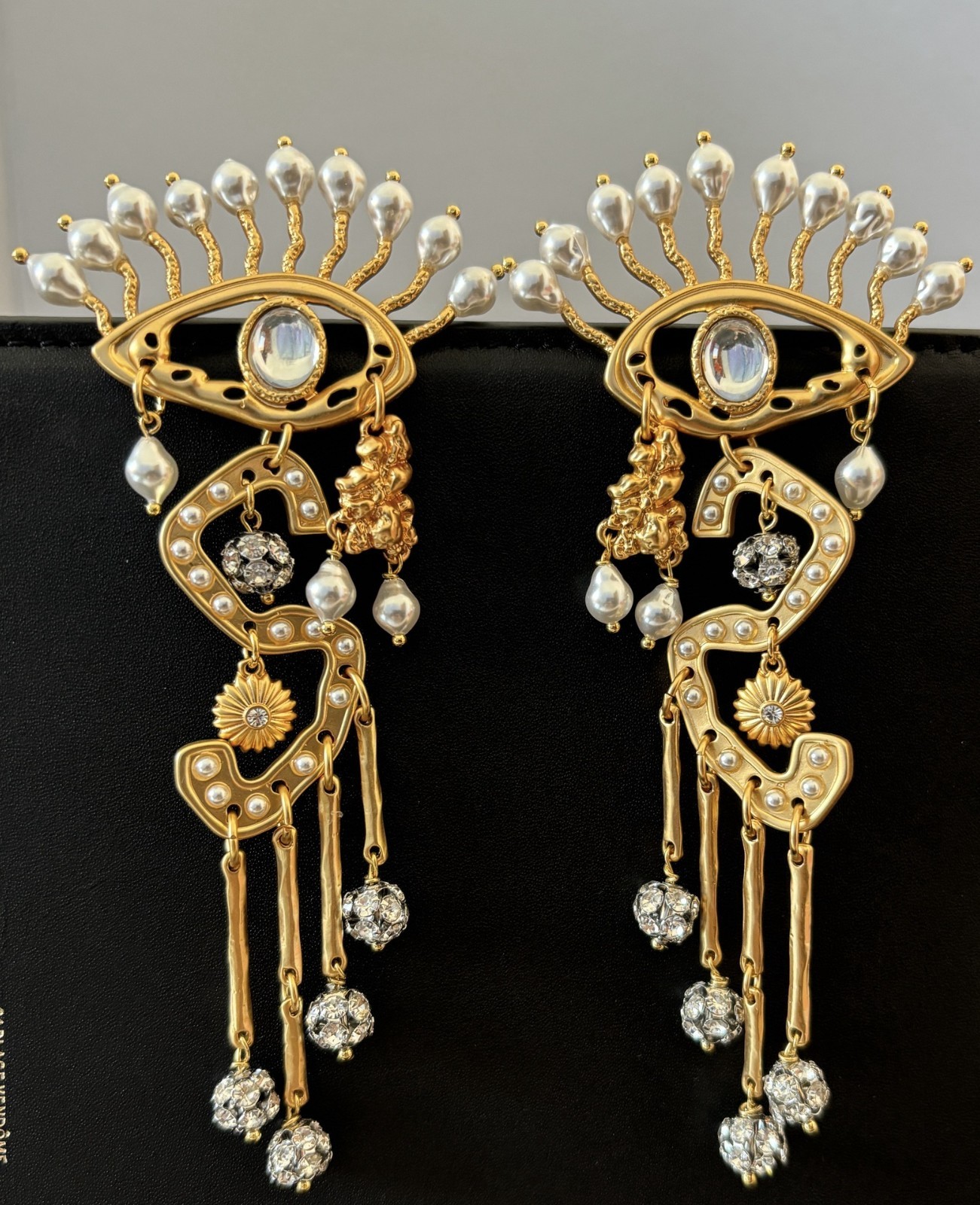 AUTHENTIC Super High Quality Schiaparelli Tassel Rhinestone Pearl Gold Earrings