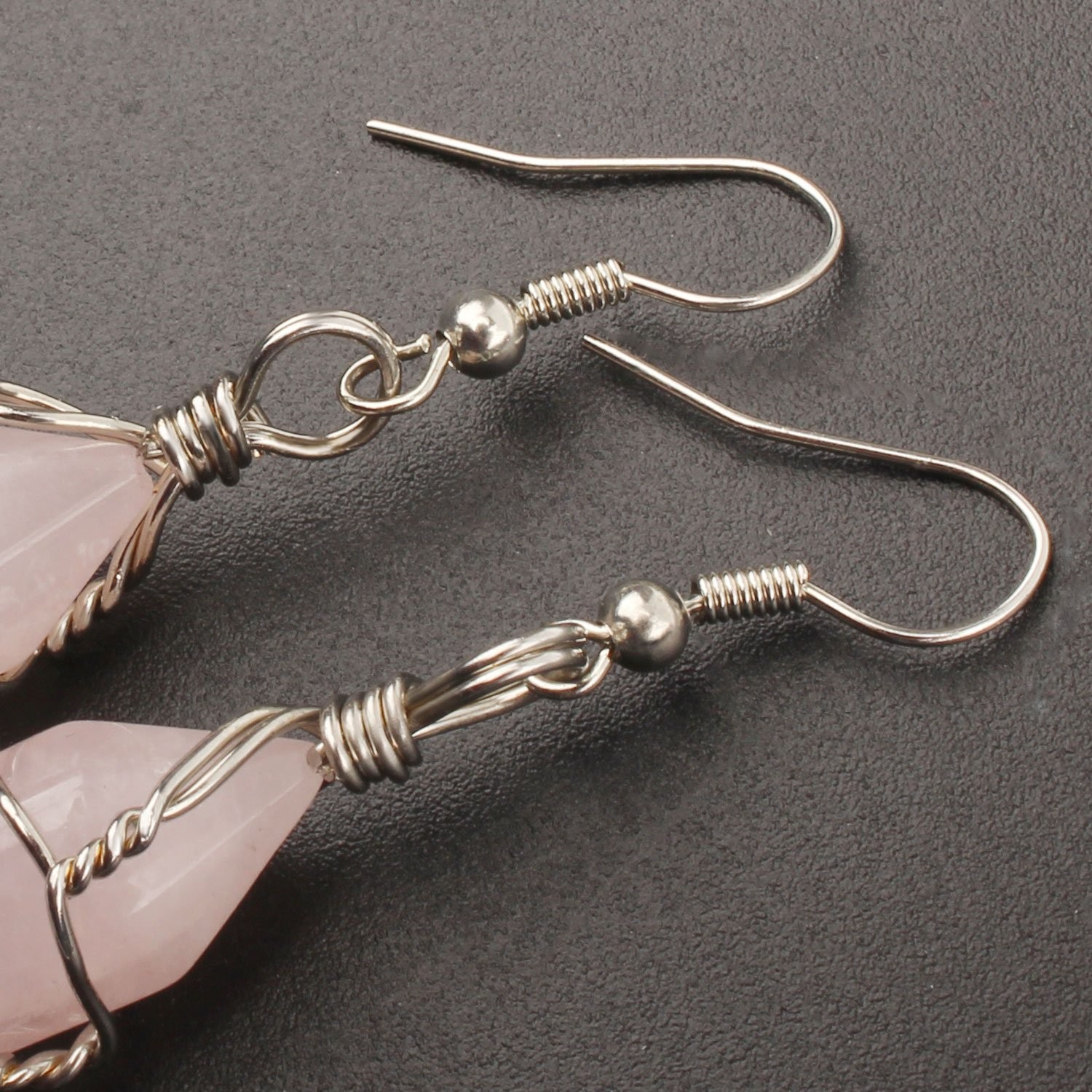 1 inches (L) x 0.05 (W) x (H), D-Wire Wrap Rose Quartz