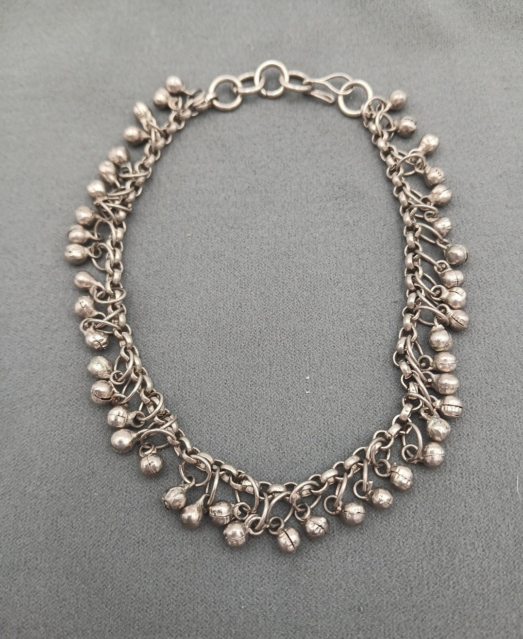 Vintage Anklet Jingle Bells Dangle Charms Belly Dancer Boho Silver Tone 10.5″