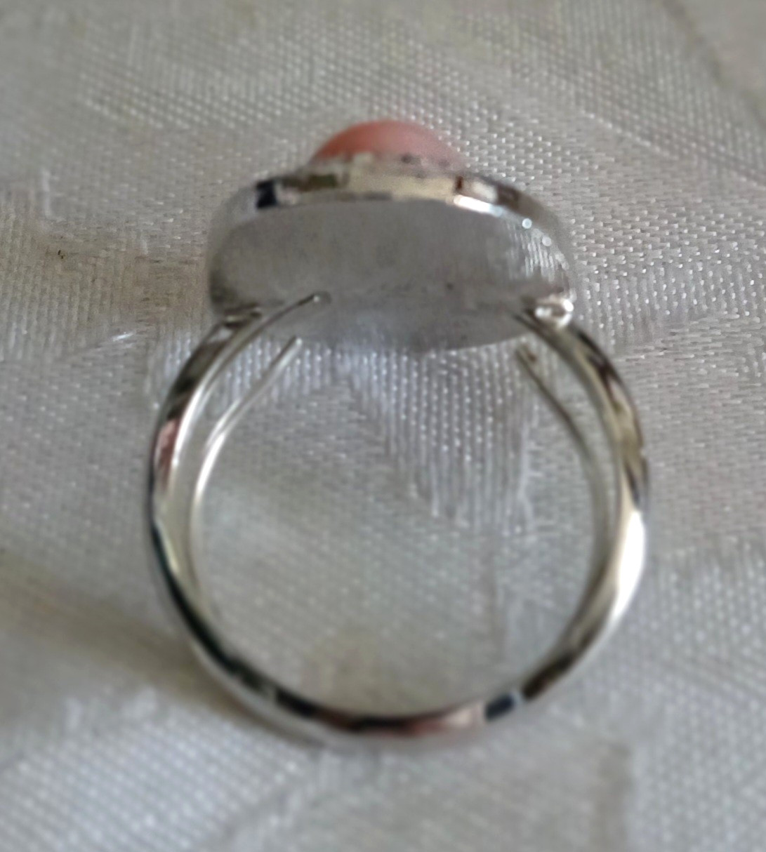 Avon Pale Fire Peach/Pink Cabochon Crystal Rhinestone Ring Size 7/8 – Branded