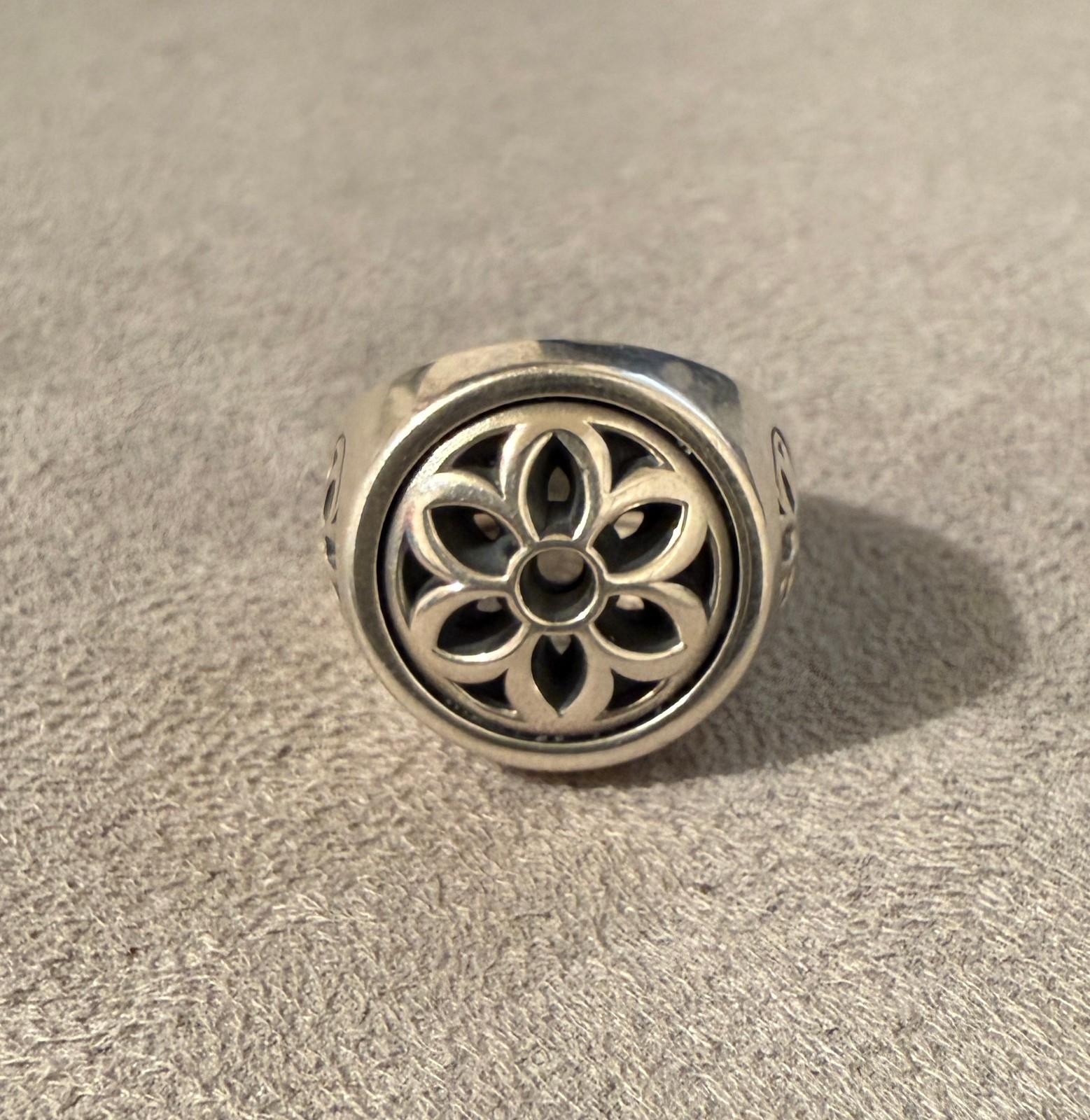 Good Art Hlywd Sterling Silver 925 Club Ring Medium, size 8 MSRP $765