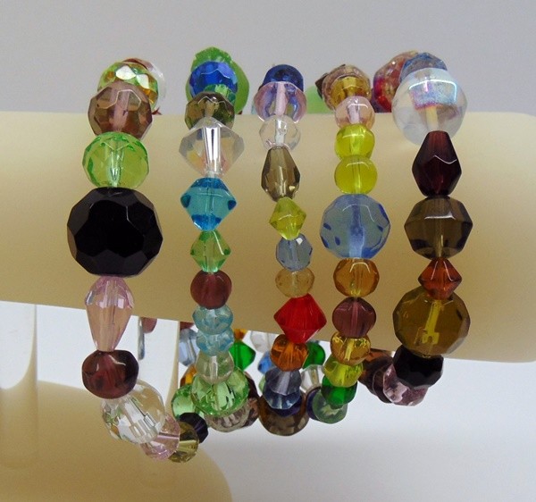 Lot of 5 Stretch Bracelets ~ Mixed Glass Beads ~ 4-12mm ~Various Colors + Shapes