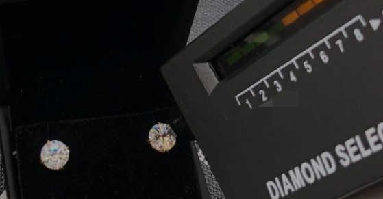 6.5mm 14K gold plated-2carat MOISSANITE Stud Earrings-passes diamond tester