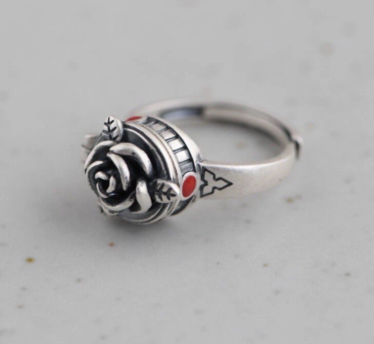 Retro Vintage Gothic Trendy Openable with Box Styles Rose Poison Adjustable Ring