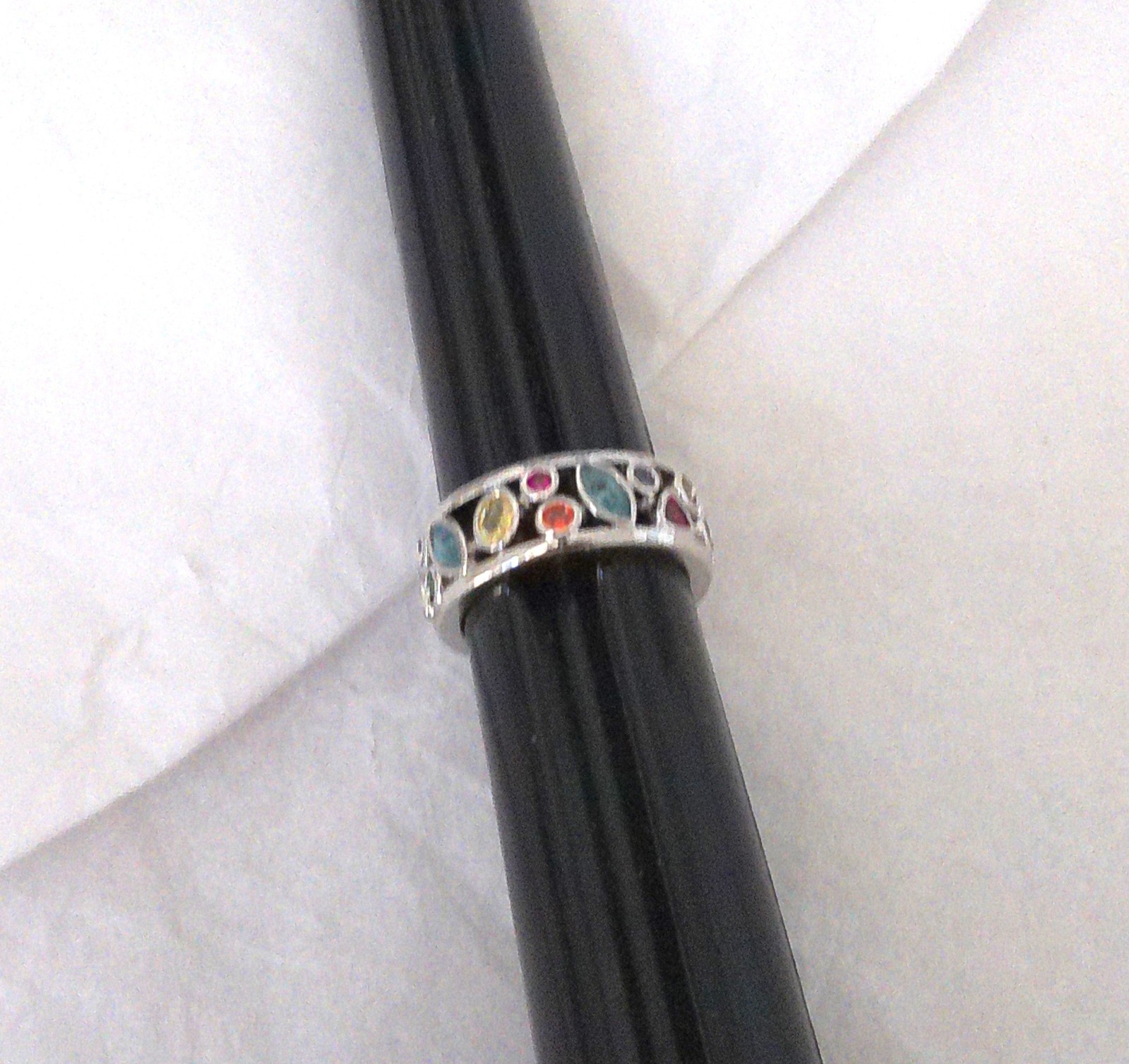 New Silvertone Multicolored Crystal Band Ring Size 7 Perfect for All Occasions