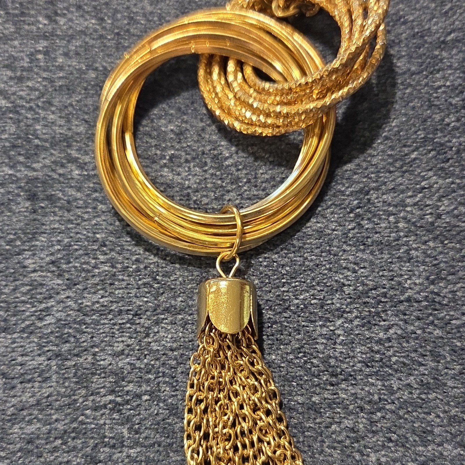 Gold Tone Cable Chain Necklace Round Ring Tassel Pendant Adjustable Lobster