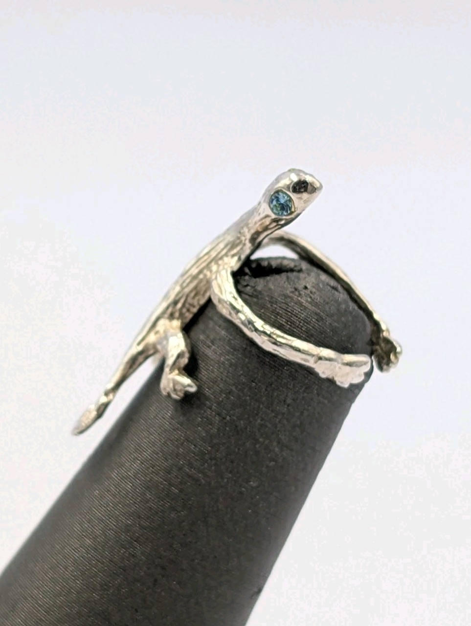 Sterling Silver Blue Crystal Eyed Lizard Gecko 925 Right Earring Ear Cuff – 1.5g