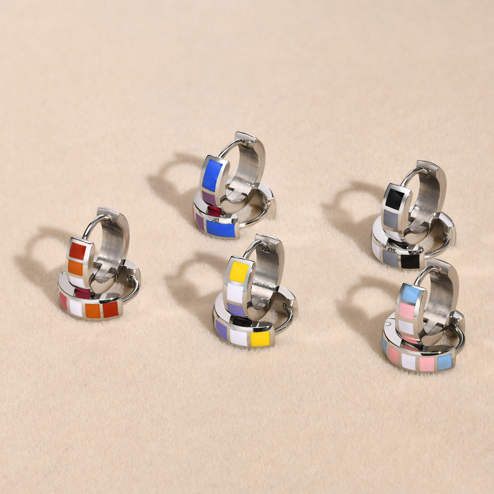 Vnox Small Hoop Earrings for Men Women LGBTQ Rainbow Pride Huggies Hoops Jewelry