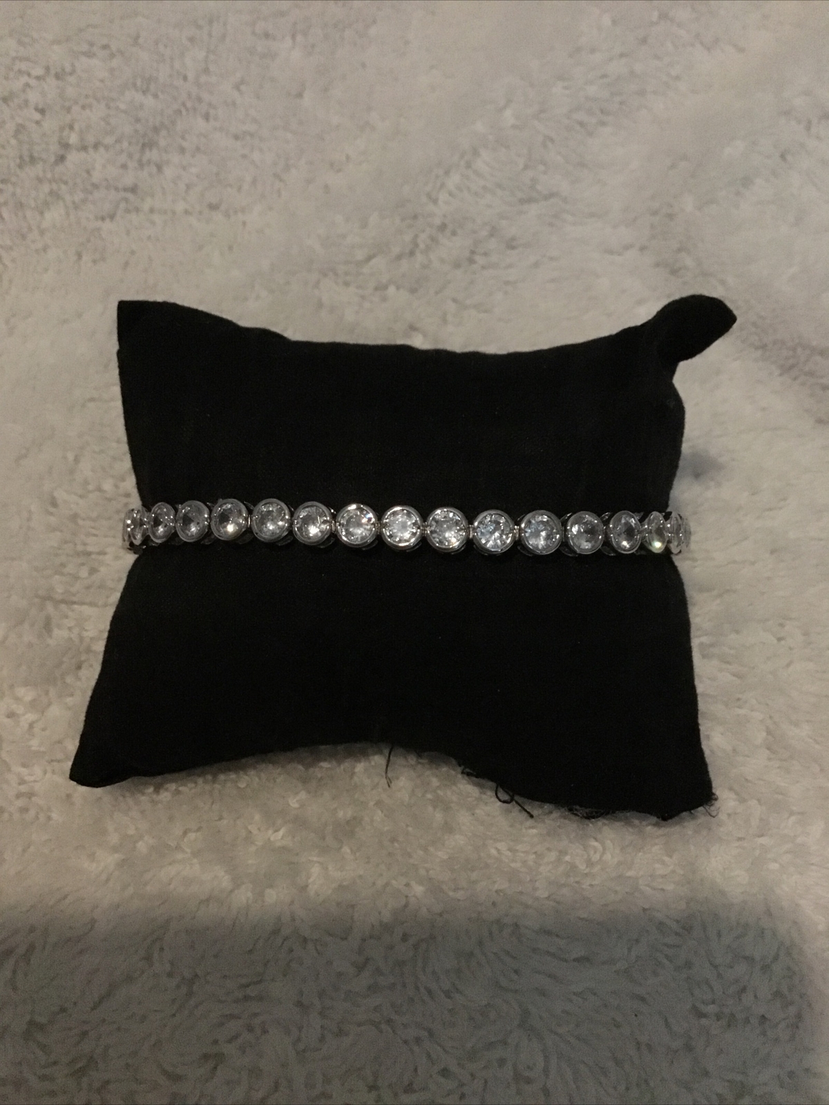Silver Plated Round Simulated Diamond Bracelet New Size 8”