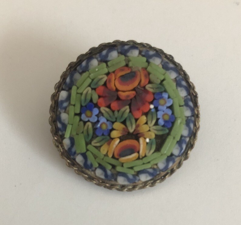 Italian Mosaic Pin Floral Bouquet Multicolor Brass Tone Metal 1 in Diameter
