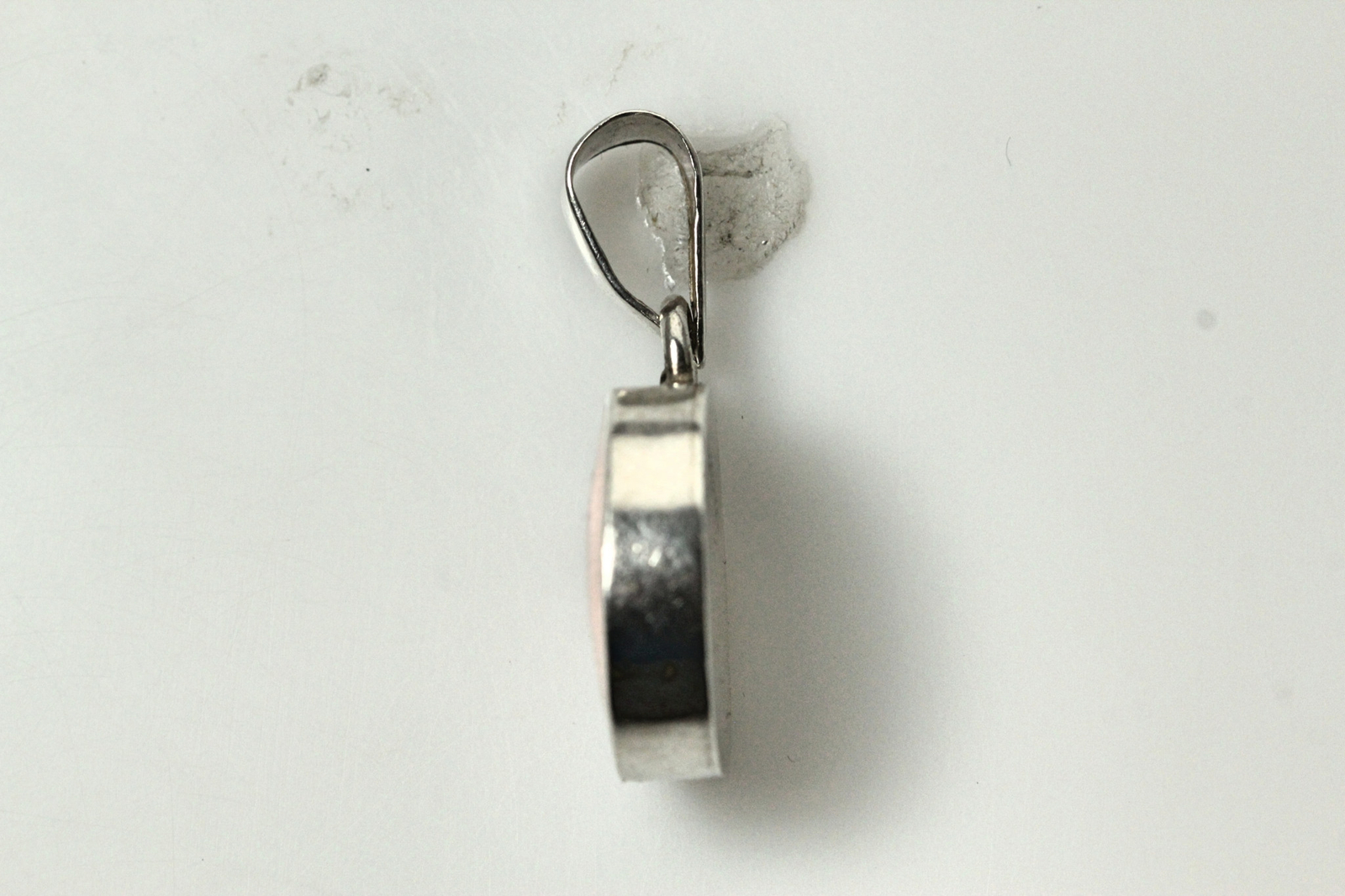 925 Sterling Silver Round Coral Colored Stone Pendant 6.7 Grams (PEN6736)