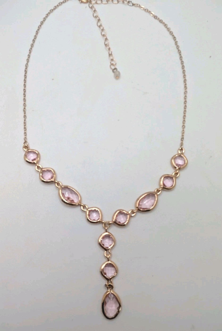 Gold Tone Chain Bezel Pink Faseted Rhinestones Lariat Necklace Up To 20 in