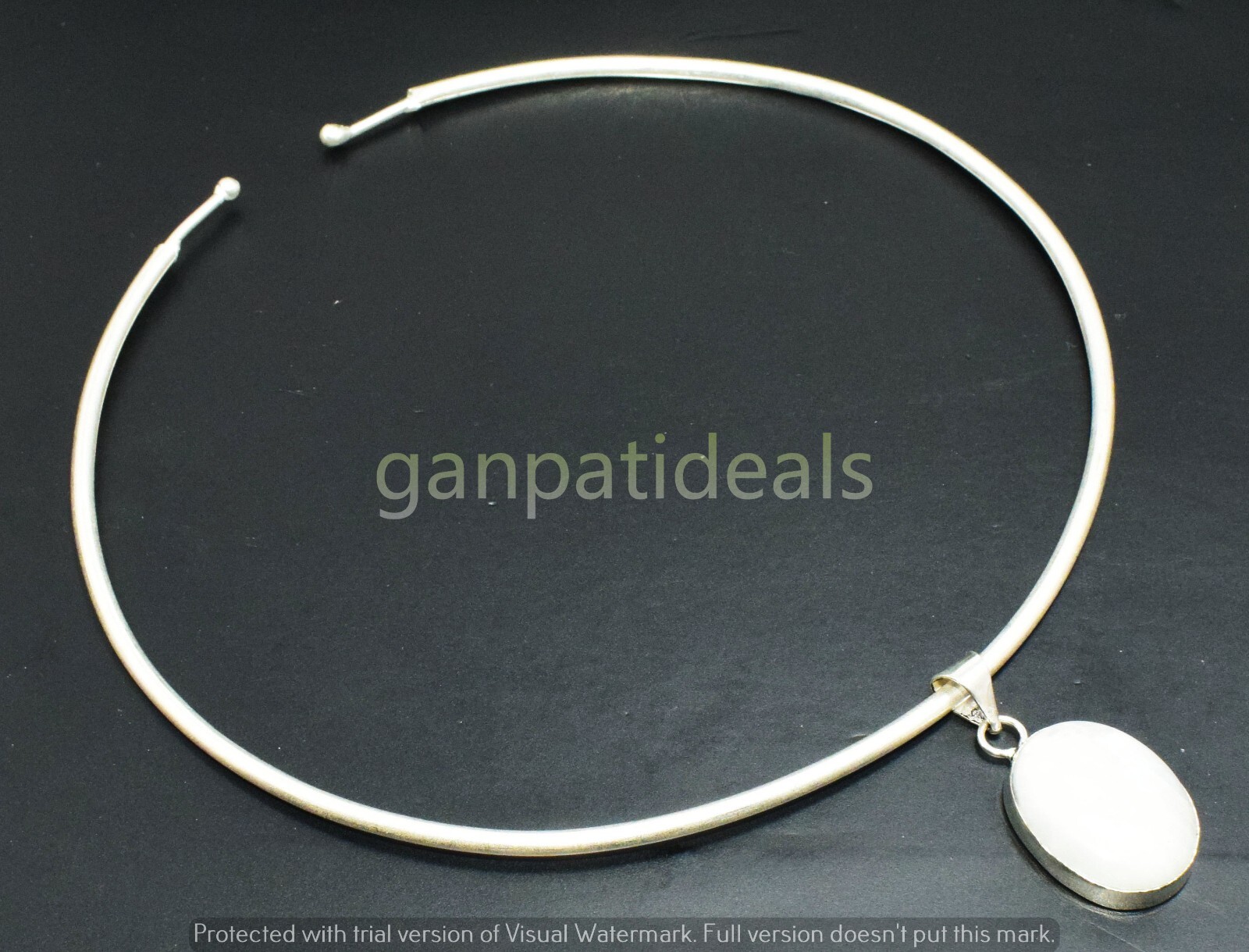 1pc Moonstone Choker Pandant Necklace Set Beautiful Flexible & Easy to Wear