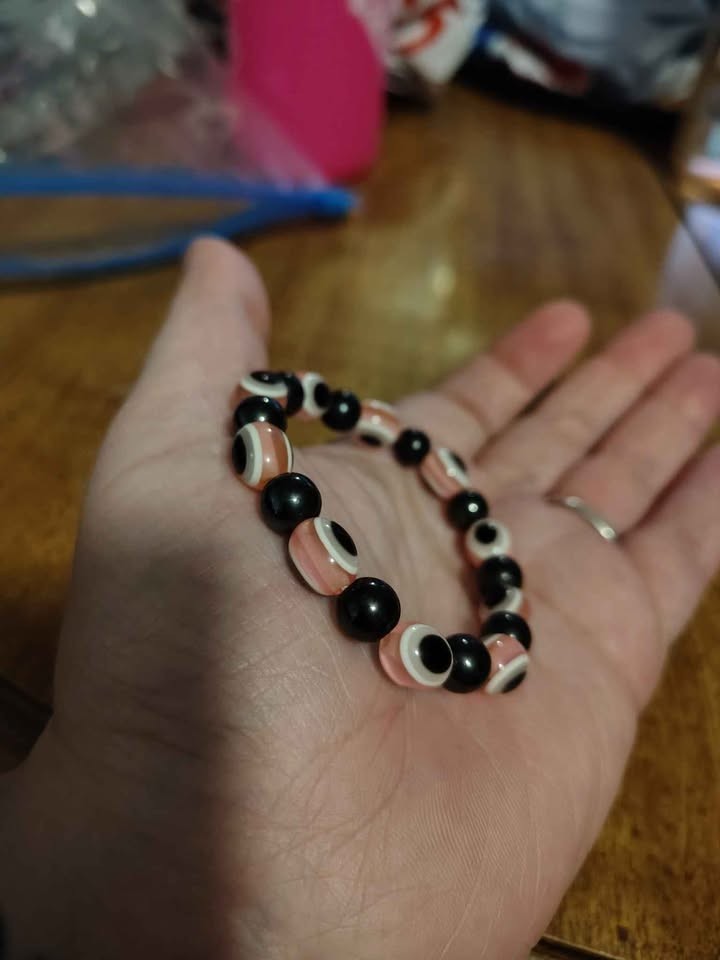 Evil Eye Luck Charm: Pink Black & White Glass Beaded Adjustable Bracelet