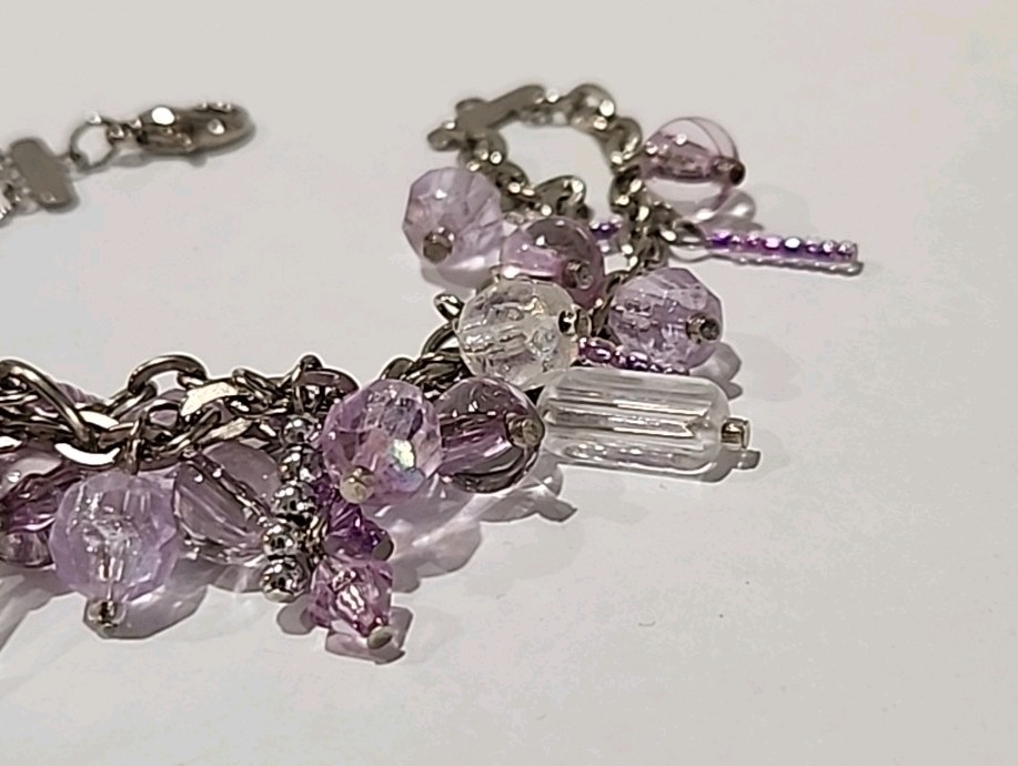 Purple And White Beaded Spring Bracelet With Lobster Clasp 7.5″