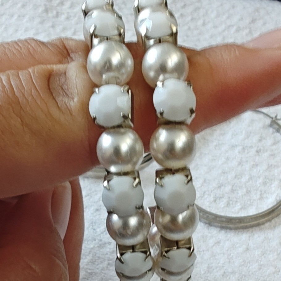 Hinged Double Hoop Earring and Silver Pearl Cabochon – 2 Pairs