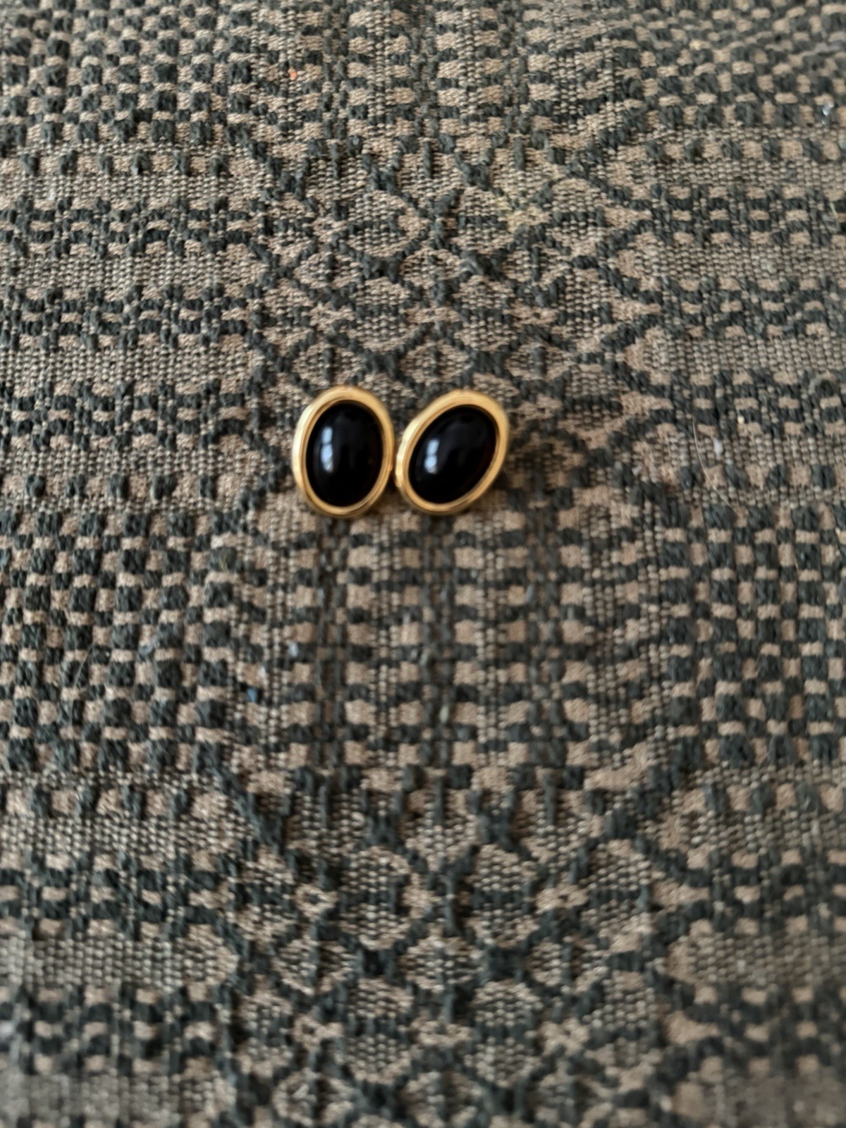 KJL Kenneth Jay Lane Gold Tone and Black Onyx Style Oval Stud Earrings