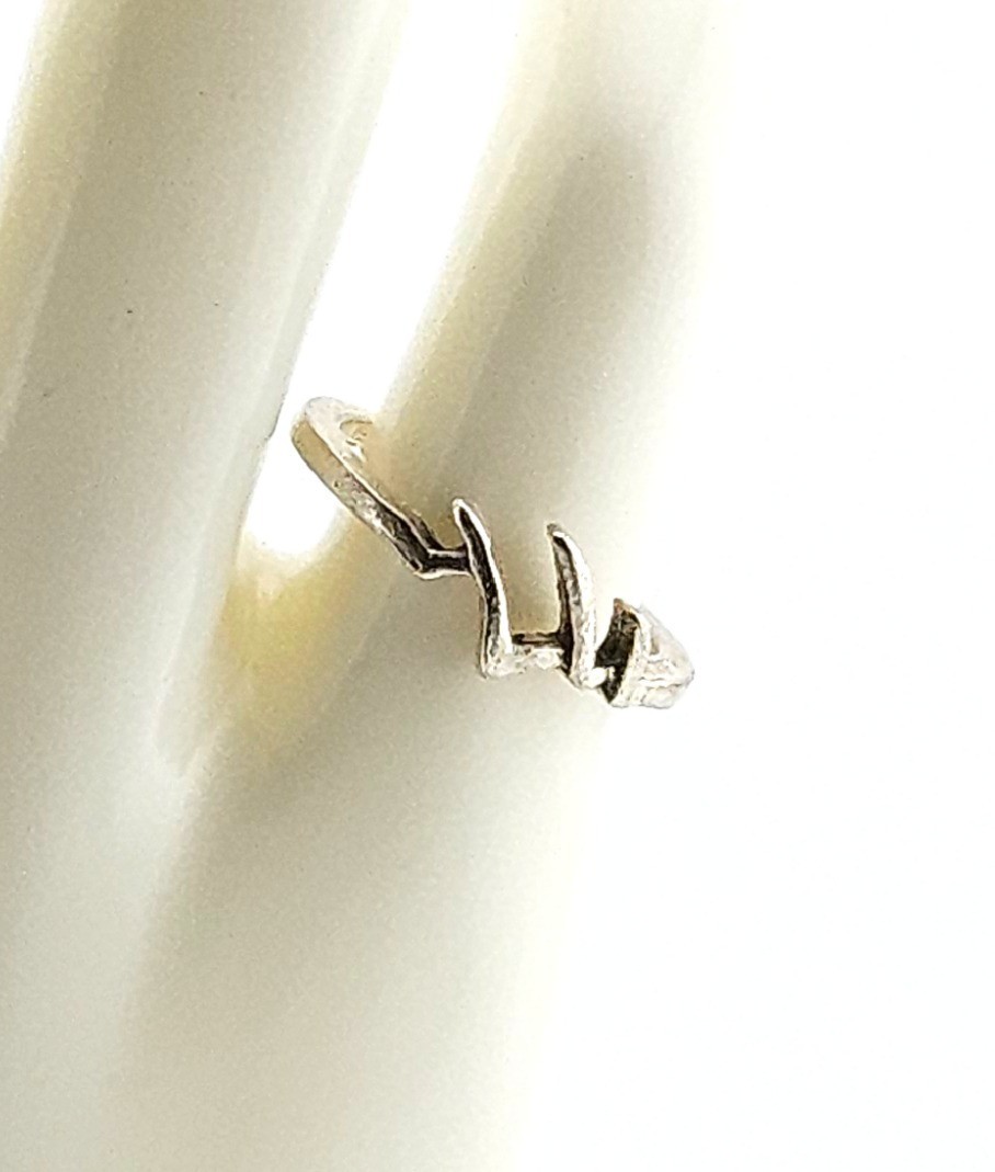 Set Of 3 Silver Tone Band Rings Multiple Sizes J17-3924