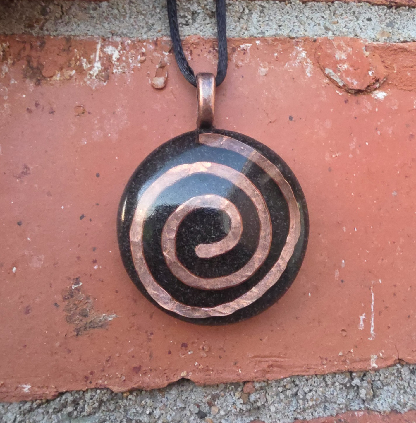 Orgonite Orgone Copper Spiral Crystal Positive Energy Pendant Necklace Manifest
