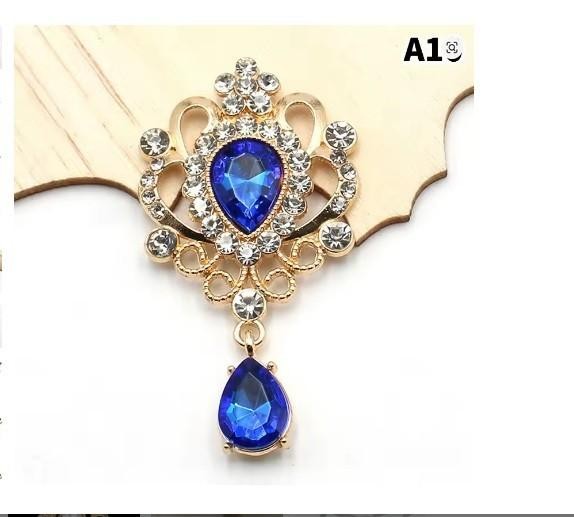Crystal Drop Brooch Gold Tone Rhinestone 6×3.2cm (2.36×1.26in) New