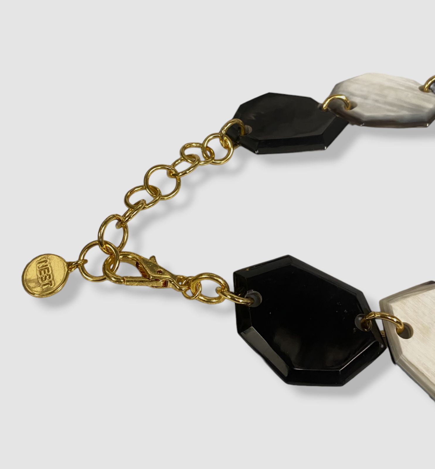 $350 Nest Women’s Black 22k Yellow Gold Plated Faceted Station Necklace