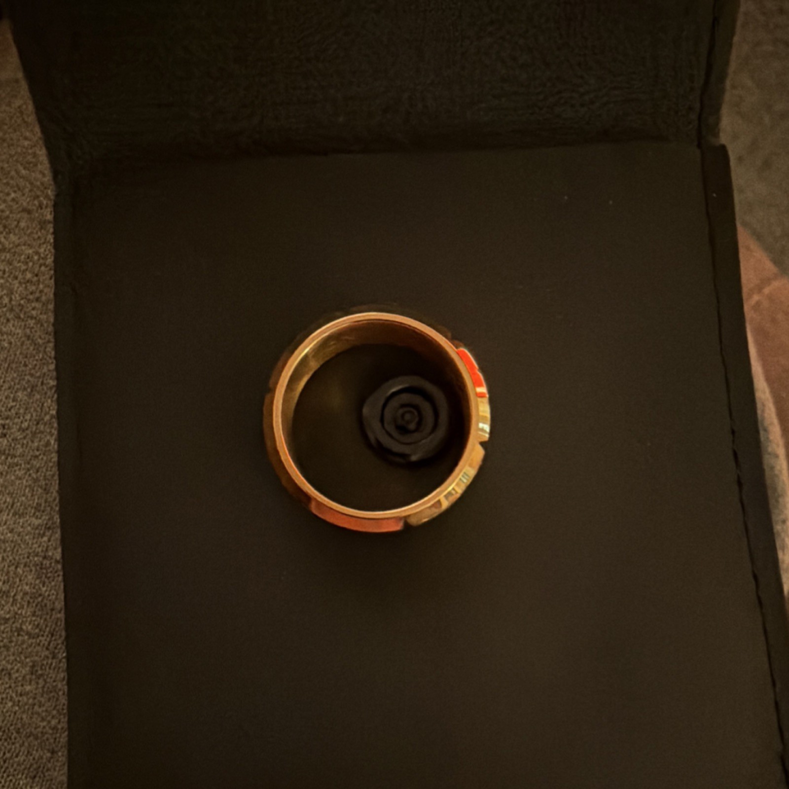 Gold Tone Yellow Gold Plated Band Ring Size 10 No Stone w/ Black Pouch