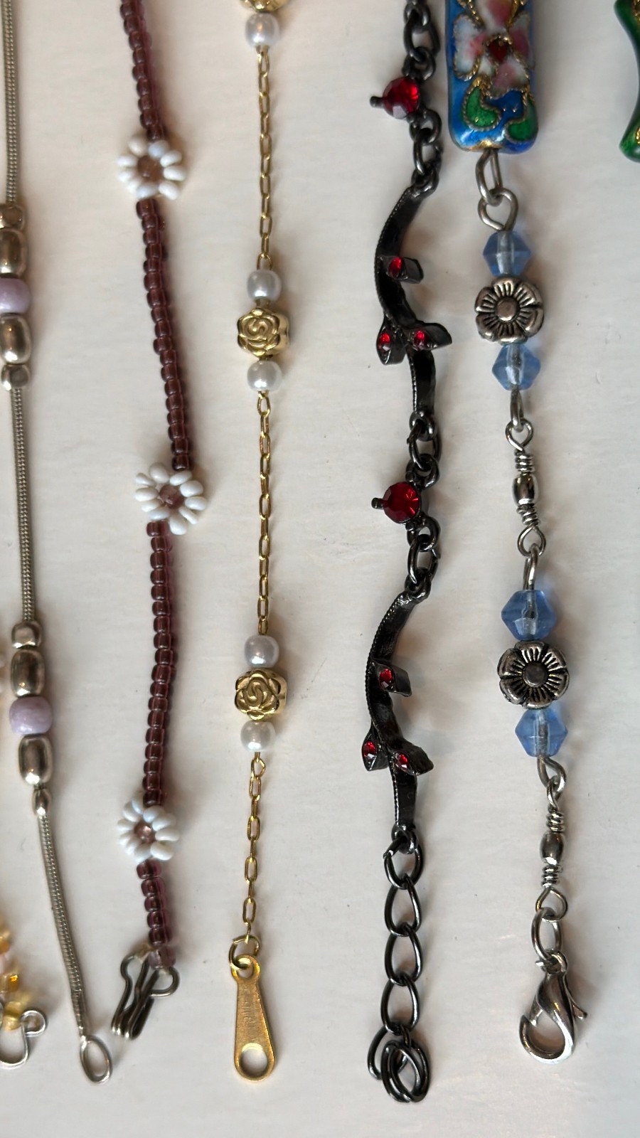 Lot of 7 Thin, Delicate Floral Bead Bracelets, from 6.5″ to 8.5″,