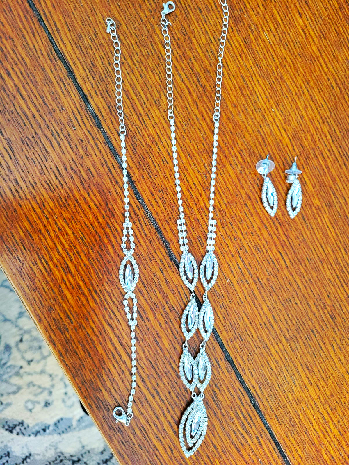 Silver Tone Clear Marquise Crystal Rhinestone Set Necklace Bracelet Earrings