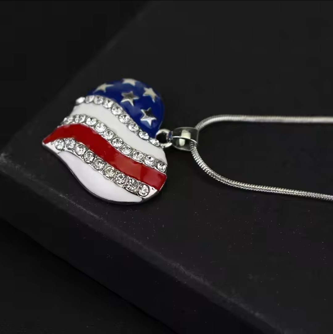 USA American Flag Rhinestone Heart Necklace Patriotic Fashion Jewelry