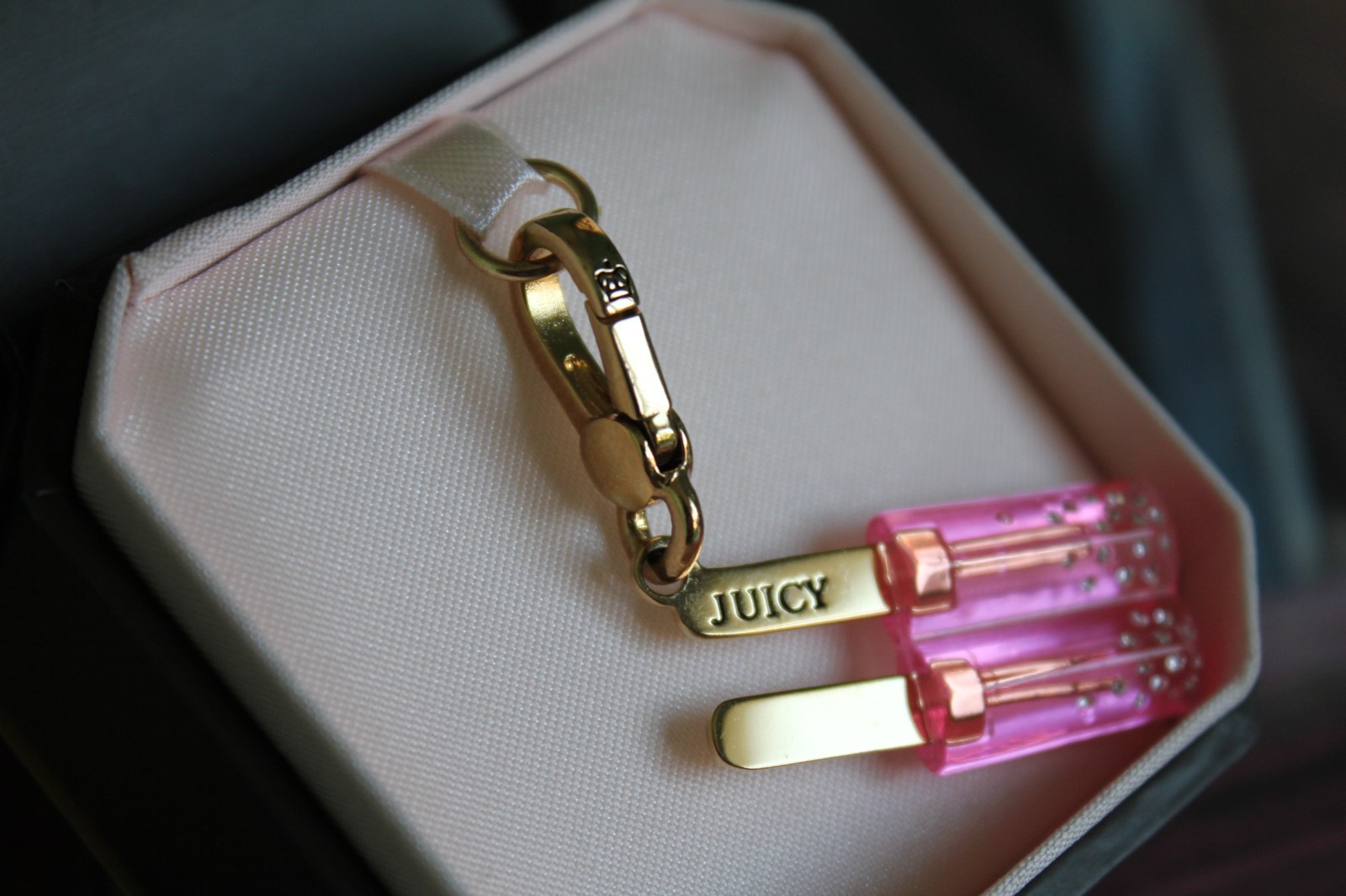 JUICY COUTURE: POPSICLE CHARM FOR SUMMER ~ NEW!