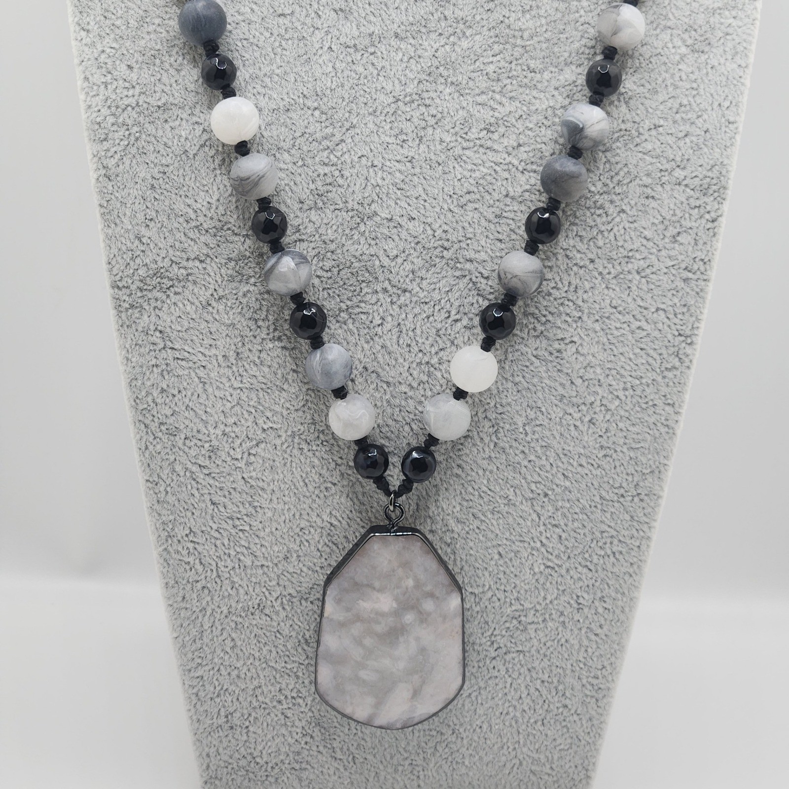 Boho Natural Stone Pendant Necklace Gray Black Beaded Adjustable Gorpcore