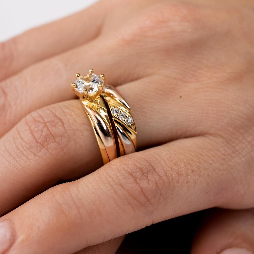 14K YELLOW GOLD OVER SILVER ROUND CENTER RING LAB SIMULATED FLAWLESS DIAMONDS