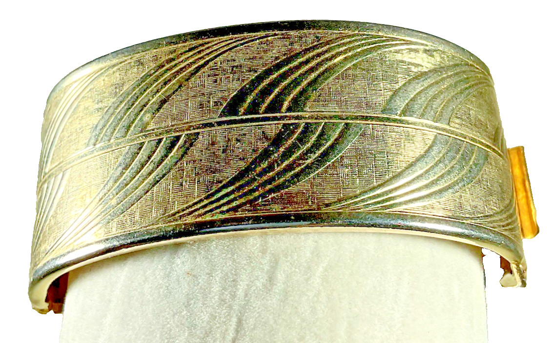 Lot 4 Bracelets Cuff Bangle 1″ Wide Mixed Materials 2 Hinged 2 Slides Classic