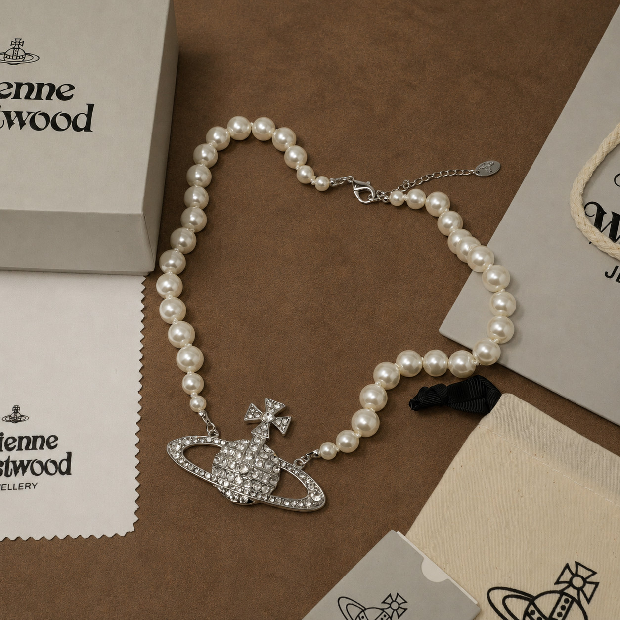 Vivienne Westwood Necklace Single Row Pearl Large Silver Orb Pendant With Box