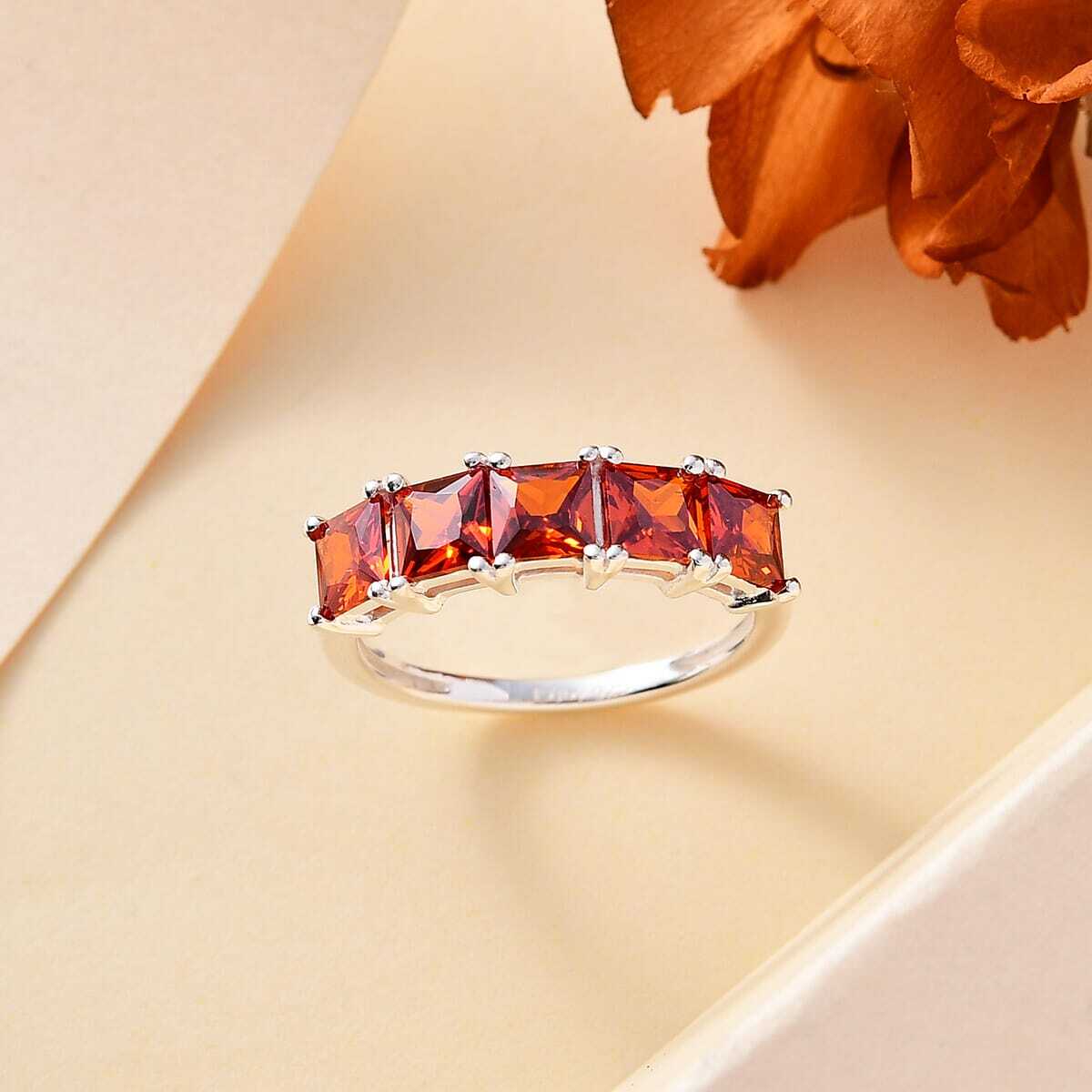 Beautiful 2.60ctw Red Cubic Zirconia 5 Stone Ring Sterling Silver Size 10