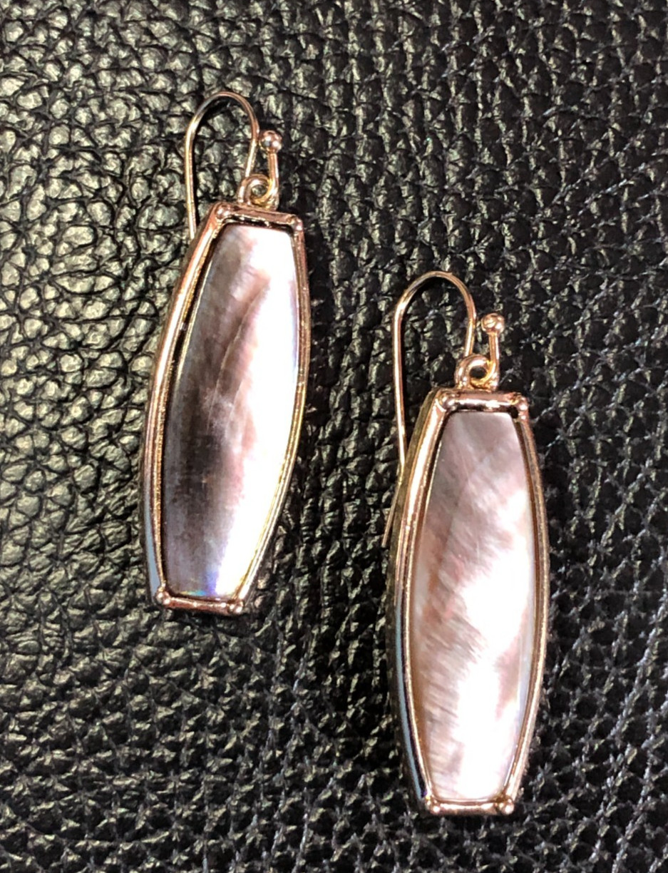 Tahitian Mother of Pearl Shell Dangle Earrings Gold Tone Fashion Beach 1.6″ 8044