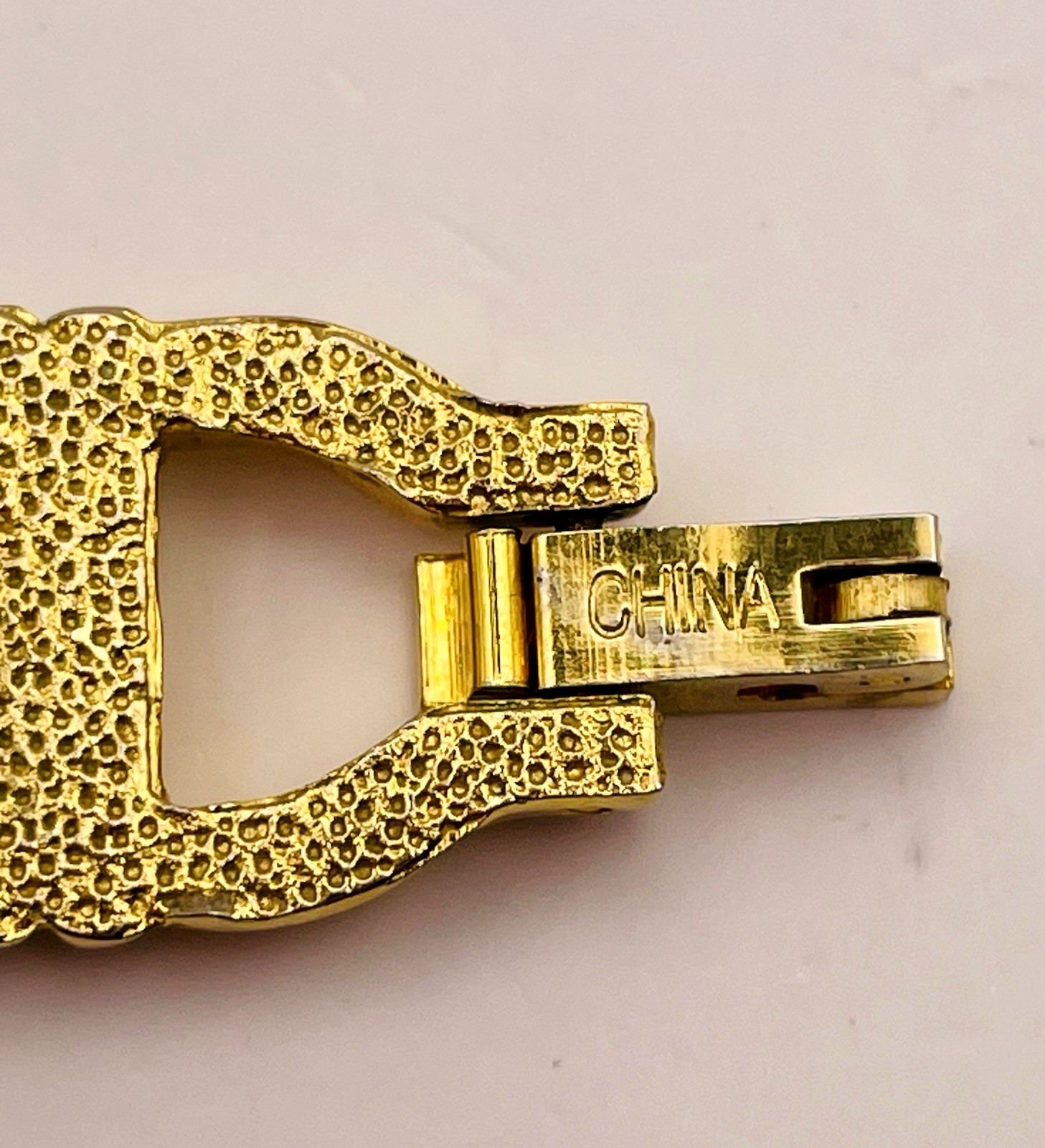 Gold Tone Modified Byzantine Link Bracelet 7.5 Inches