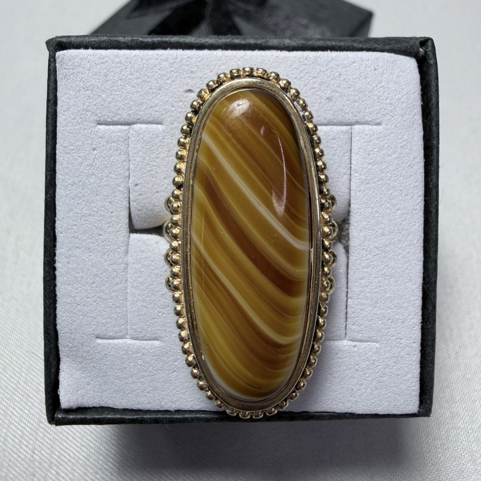 Vintage Avon Ring Shimmering Sands Porphyry Glass Banded Gold Tone Sz 5.5