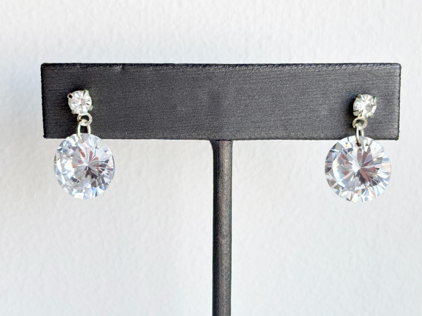 4.5-5 Carat Brilliant Round Cut Floating Crystal Dangle Pierced Earrings
