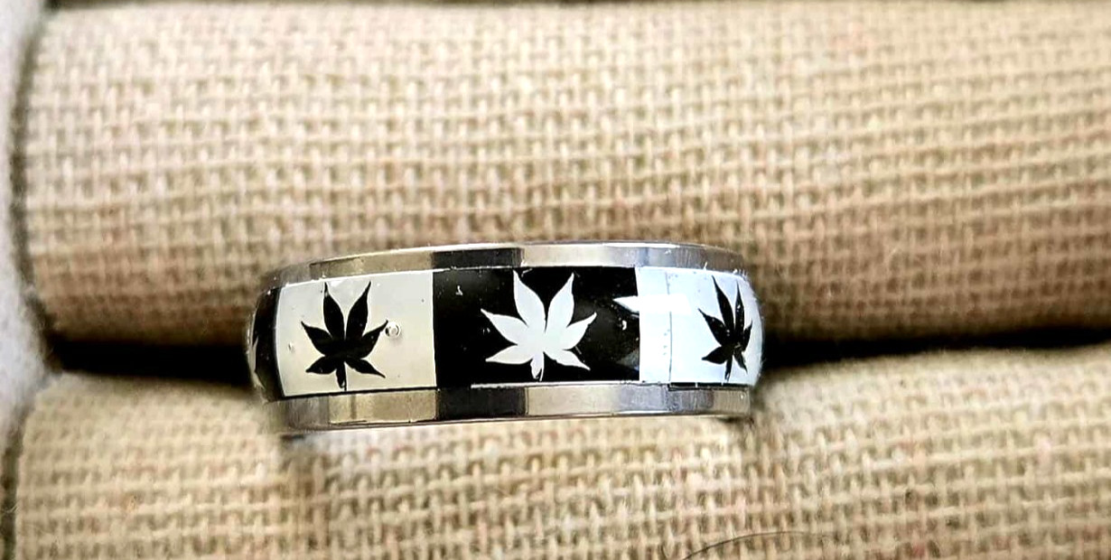 Marijuana Leaf Titanium Ring Size 8.5 420 Weed Band Next Day Shipping