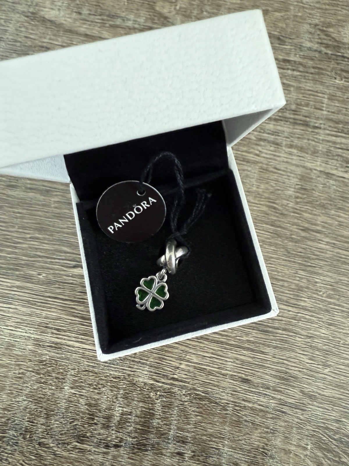 New With Tag Authentic Pandora Green Four Leaf Clover Lucky Dangle