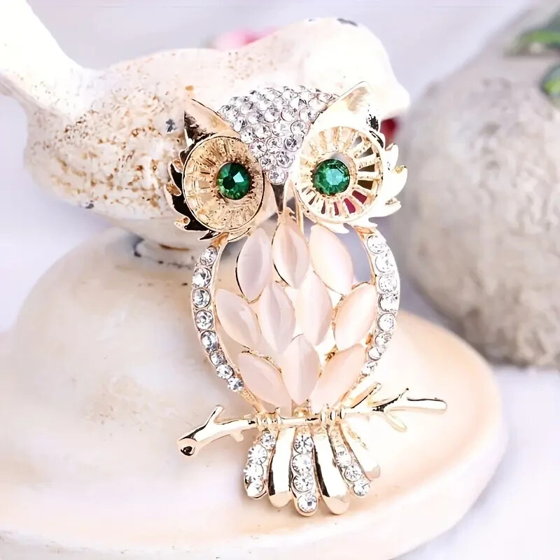Stunning Owl Opal Brooch Elegant Rhinestone Animal Pin for Women 3.2cm x 5.7cm