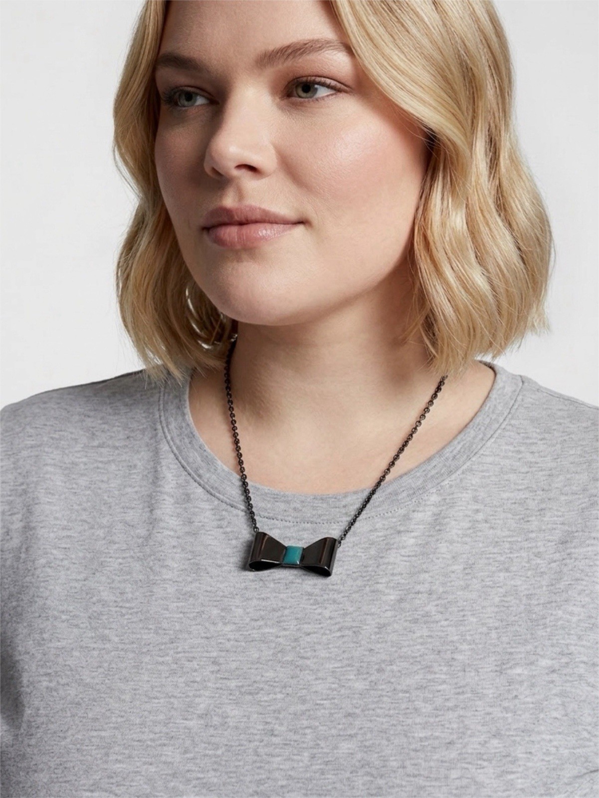 Spring Street Bow Necklace #543