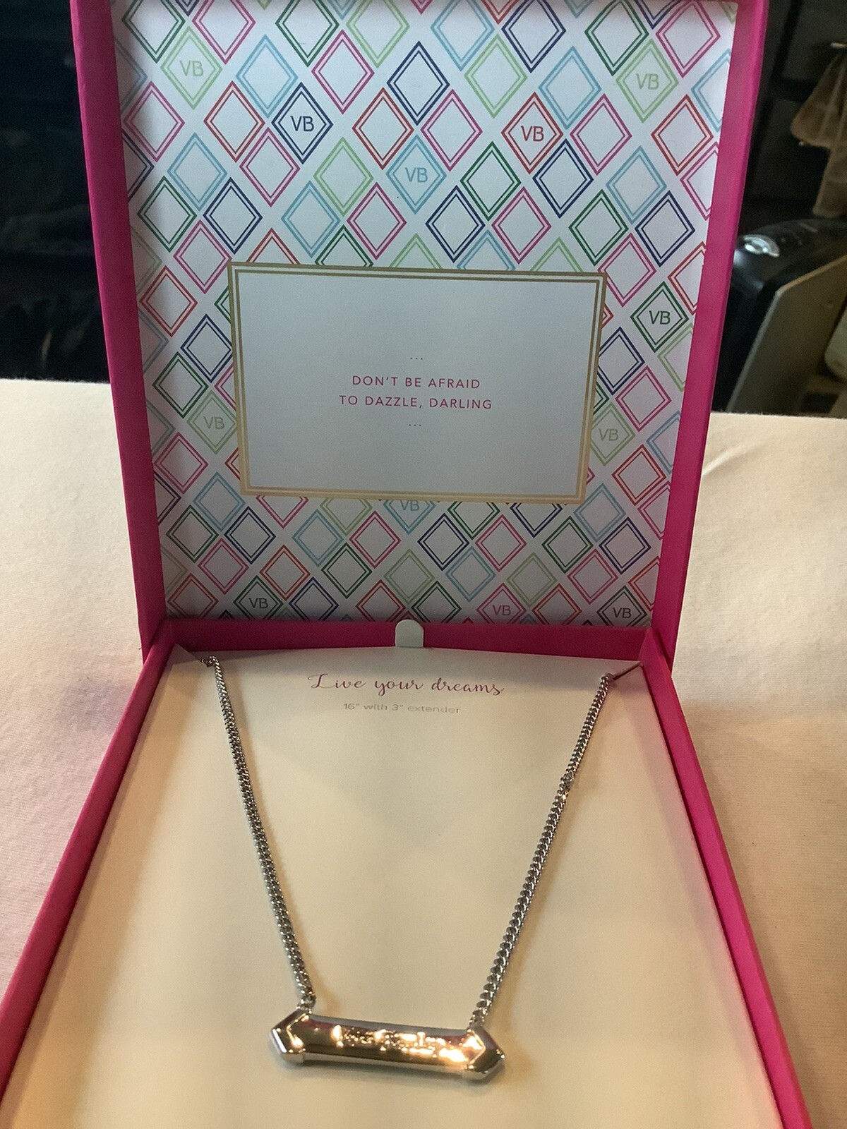 NWOT~Vera Bradley Silver Tone Live Your Dreams Bar Necklace