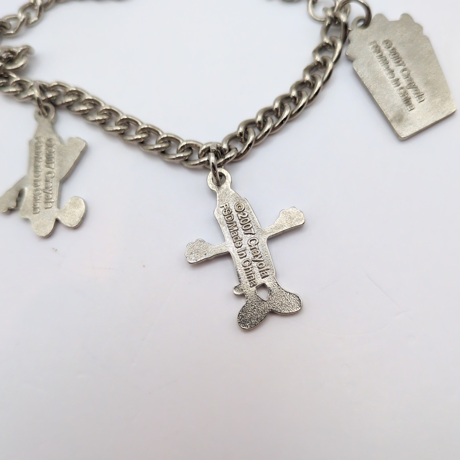 Y2K 2007 Crayola Colorful Crayons Charm Bracelet Chain Silver Tone 7.5in