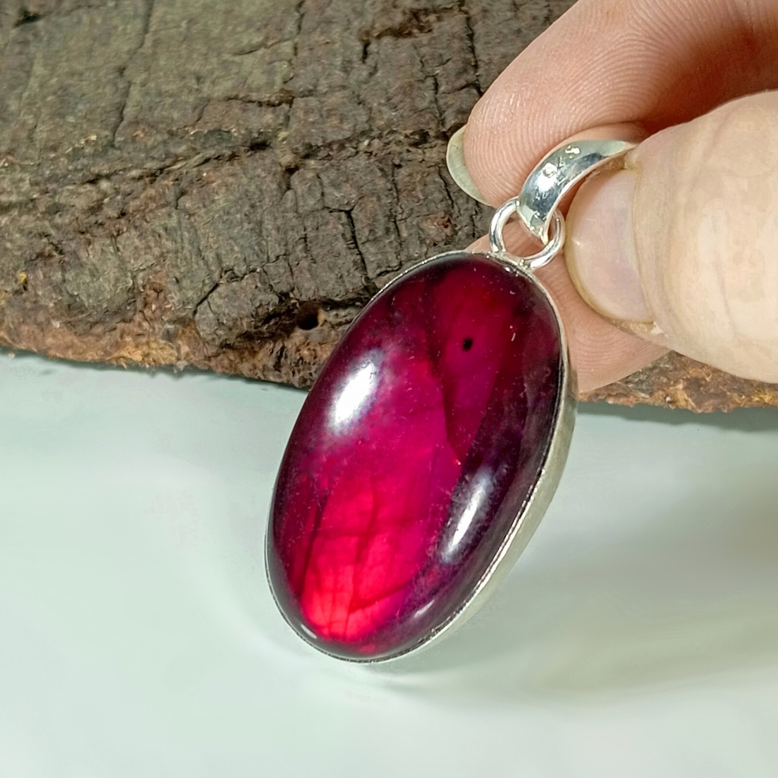 Red Fire Labradorite Gemstone Pendant 925 Sterling Silver Jewelry Pendant