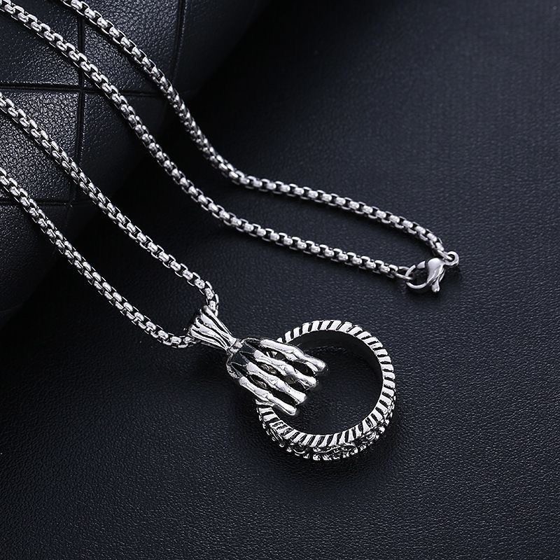316 Stainless Grab Circle Disc Pendant Box Chain Unisex Skeleton Necklace