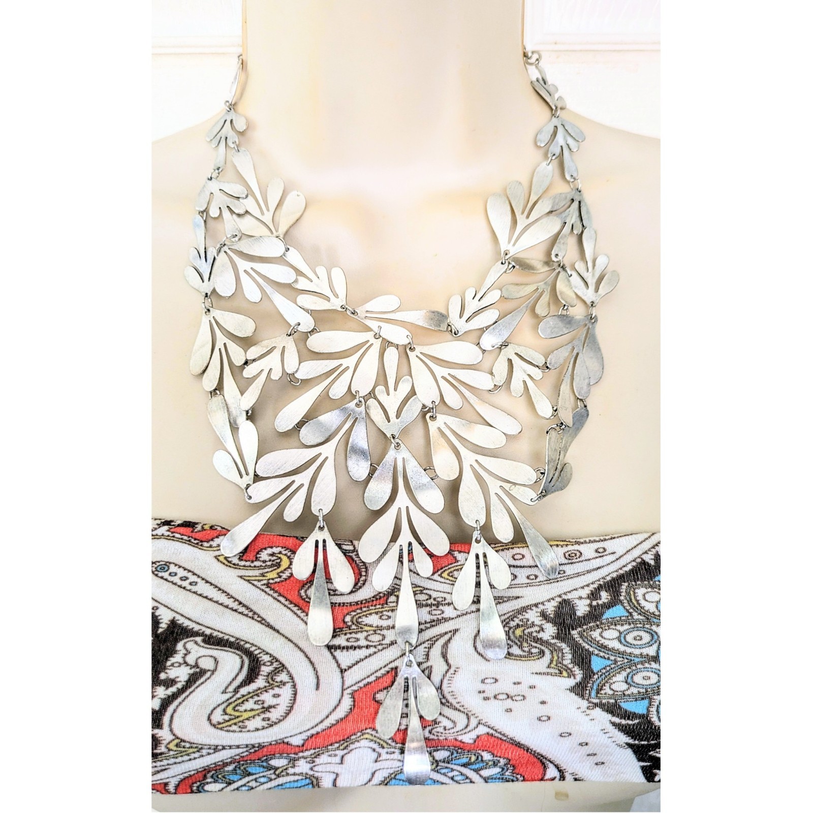 Elegant CHICOS Originals Silver Tone Leaf Motif Large Bib Statement Necklace