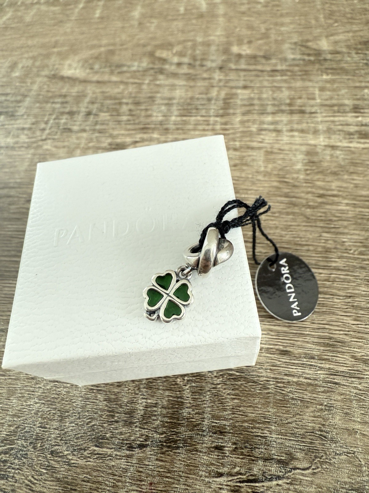 New With Tag Authentic Pandora Green Four Leaf Clover Lucky Dangle