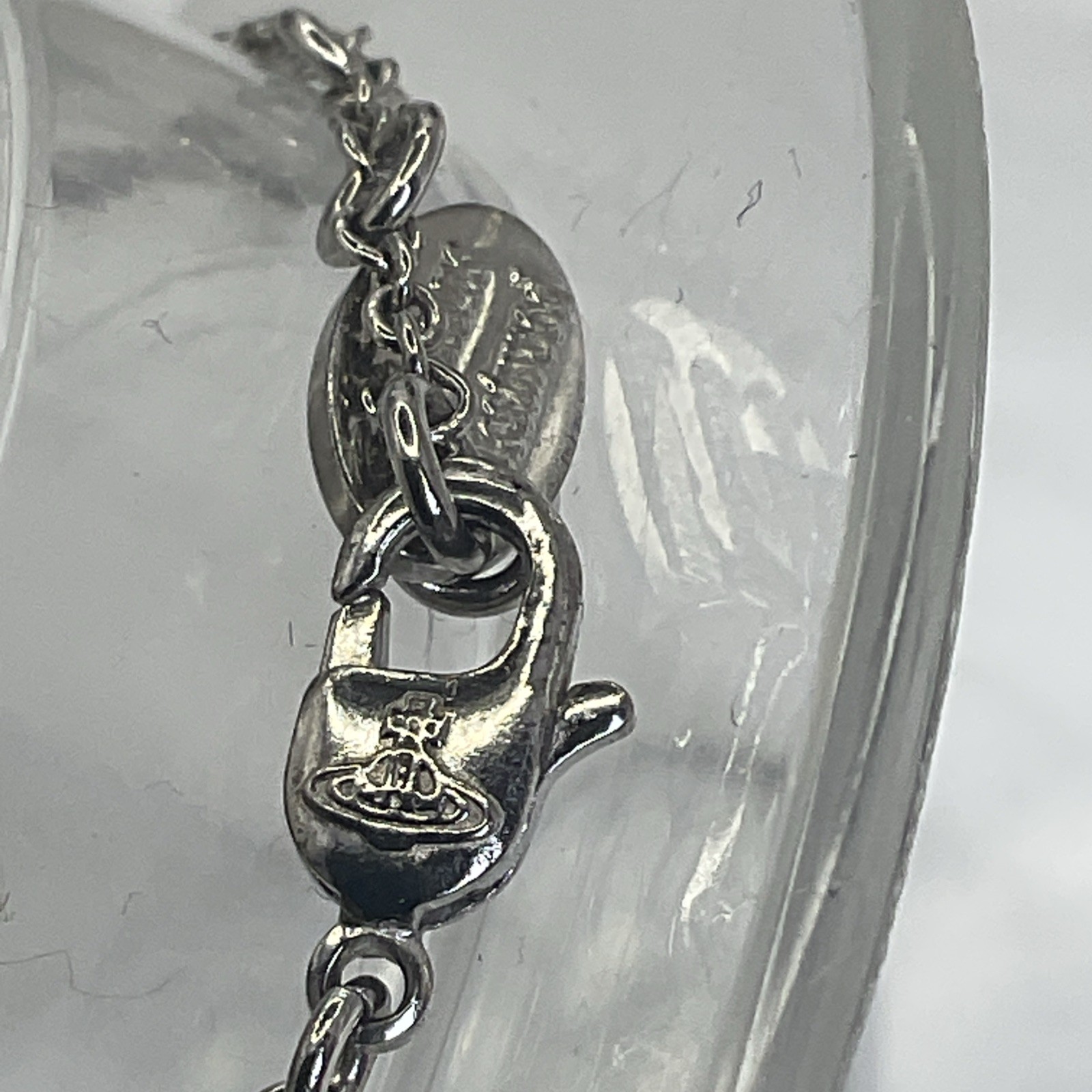 VIVIENNE WESTWOOD Thin Lines Unisex Bracelet Silver Boxed & Pouch Size: 16- 18cm